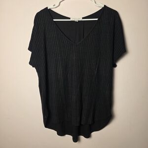 Amour Vert Black Ribbed V Neck Top Large Gold Metallic Sheen Sustainable Minimal